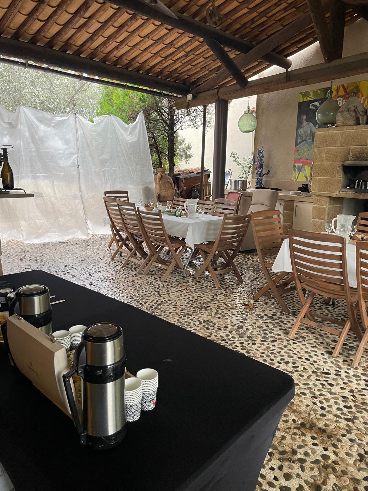 Teambuilding- Visite & récolte d'huile d'olive – Image 2